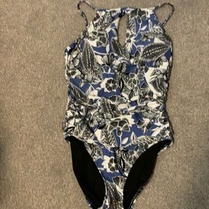 Ellen Tracy swimsuit size 14